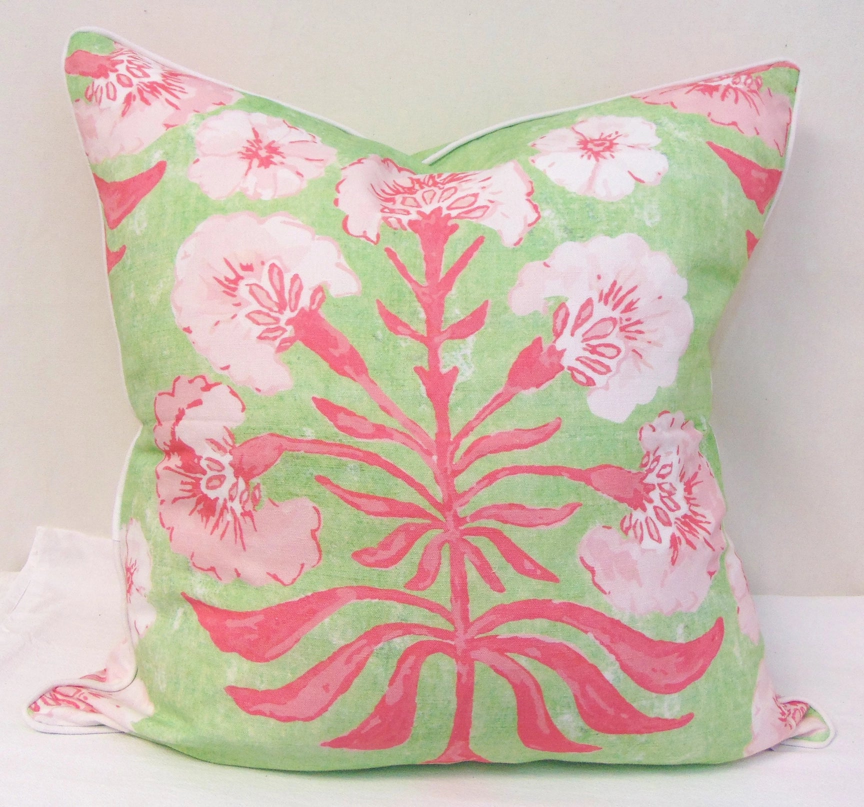 Limited Edition Poppy Love Pink/Cloud Pillow Cover Welt image 0
