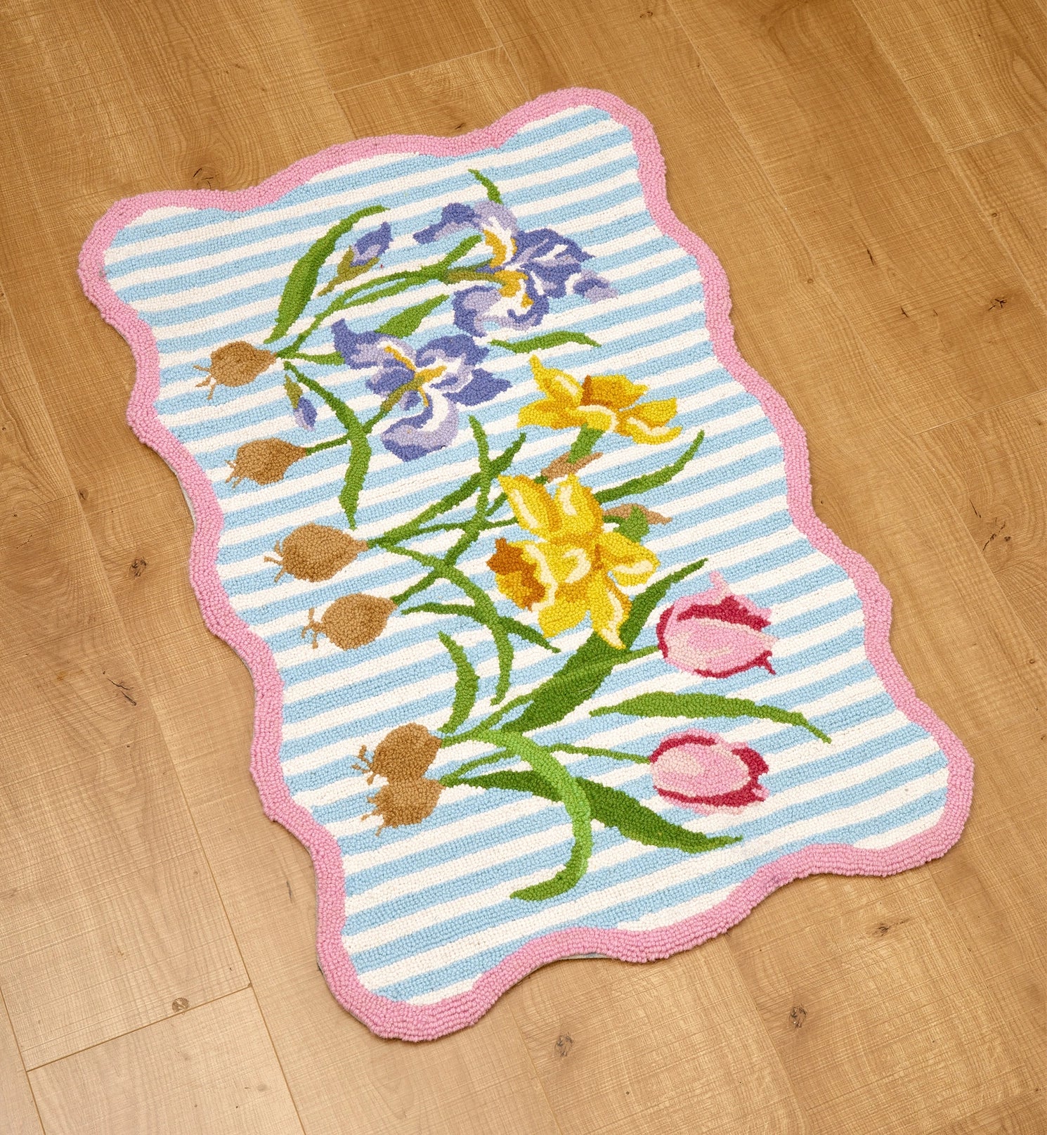Flower Stripes Hook Rug image 1
